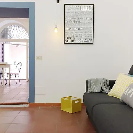 Apartment Inside Trastevere, Apt With Terrace *
