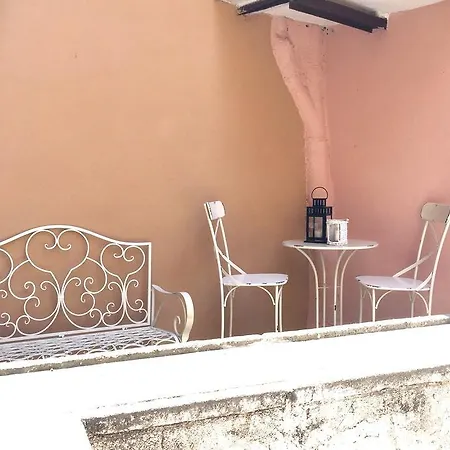 Apartment Inside Trastevere, Apt With Terrace Rom